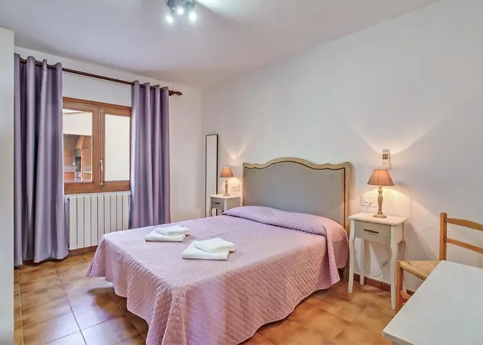 Дом отдыха Luis Vives *