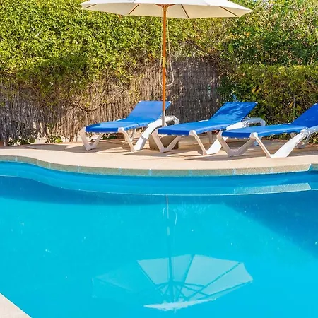 Luis Vives Holiday home *