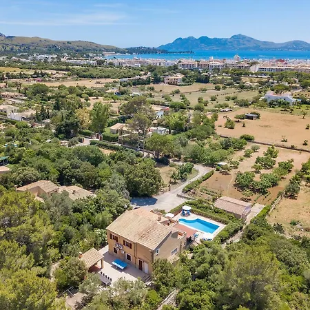 Holiday home Luis Vives *